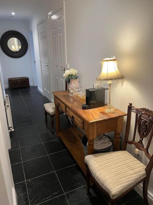Cosy 2 Double Bed Apartment ซอร์ดส์ ภายนอก รูปภาพ